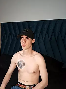 lio     online show from March 30, 3:18 am