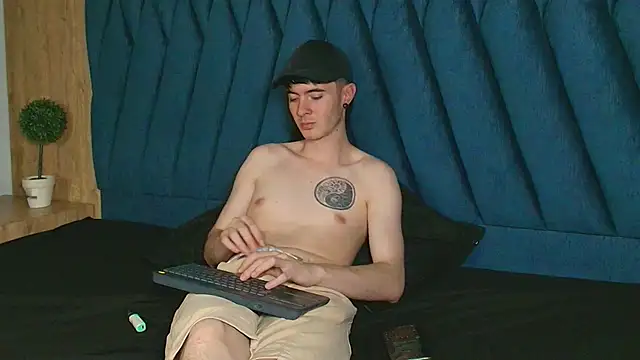 lio     online show from April 10, 6:20 am