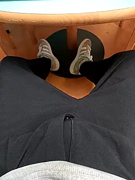 Fun yacine online show from April 10, 11:39 am