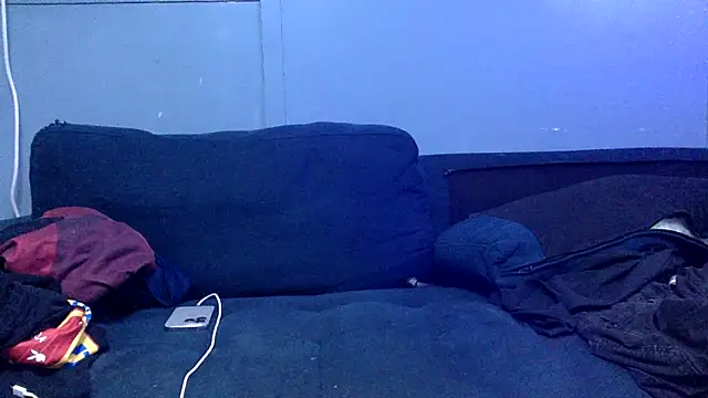 BWCloverboyy online show from April 12, 11:22 am