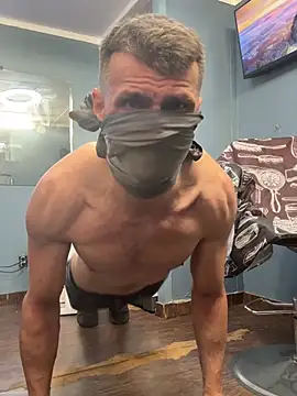 BWCloverboyy online show from April 8, 6:49 pm