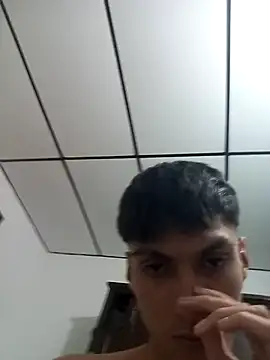 Diablito045 online show from March 31, 11:50 pm