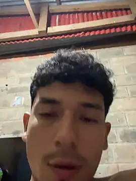 calientechicoloko online show from April 2, 5:16 am