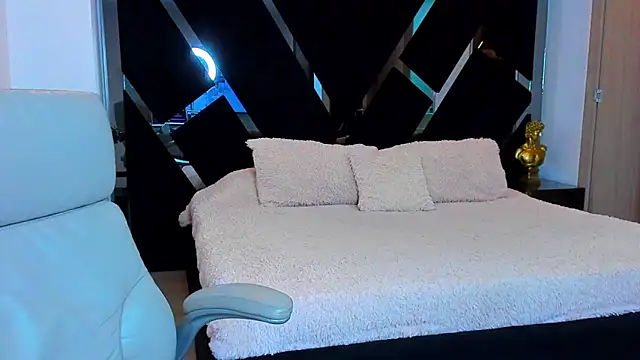 Raytorres online show from April 10, 11:56 pm