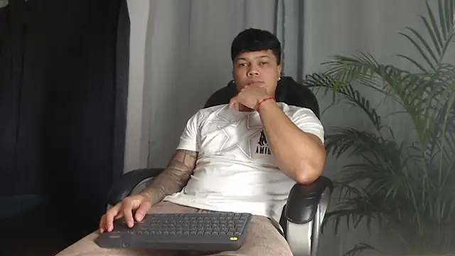 Pedro x777 online show from April 3, 5:15 am