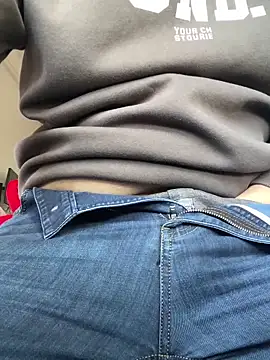 cloudyspace online show from April 19, 8:25 am