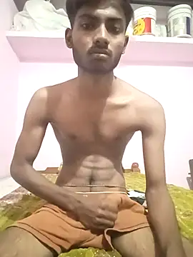 THA KITTY online show from April 16, 7:08 am