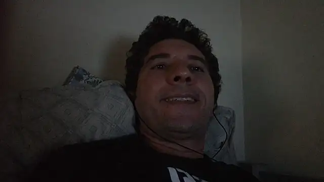 Sueliton2 online show from April 9, 9:10 pm