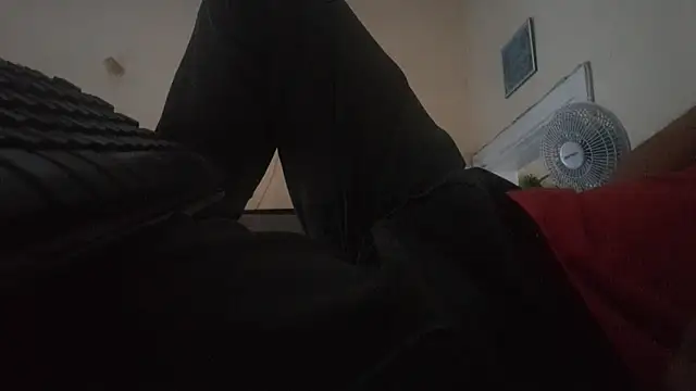 Sueliton2 online show from April 16, 7:36 pm