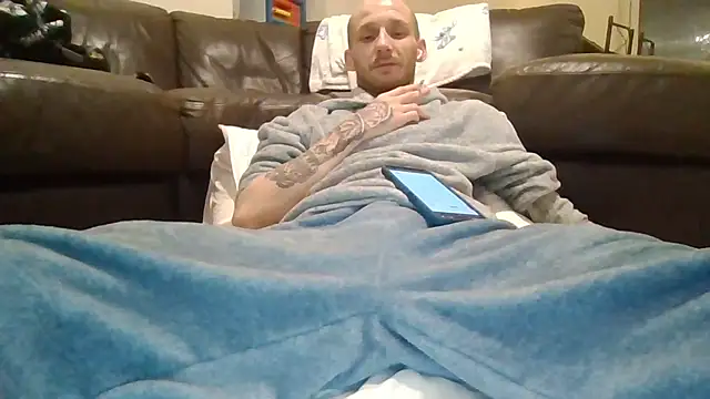 feetlovrr94 online show from March 30, 1:28 am