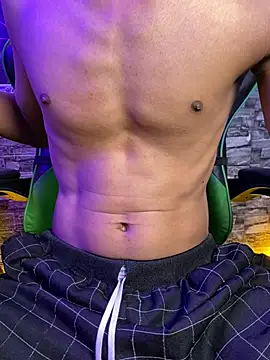 tukangcoli31 online show from April 15, 12:21 am