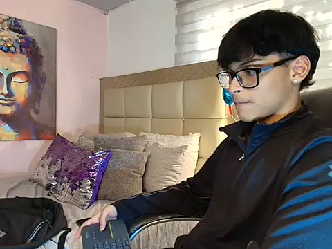 mathias oberlin online show from March 26, 8:46 pm