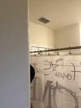 RhythmicPoet49 online show from April 30, 2:46 pm