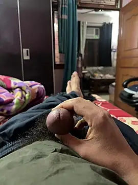 SingleBoy66666 online show from April 4, 4:15 pm