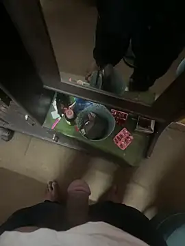 SingleBoy66666 online show from April 5, 5:09 pm