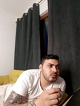 I amAhille online show from March 25, 4:55 pm