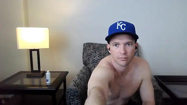 Luke James online show from April 2, 7:22 pm