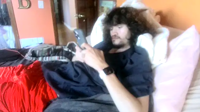 Teddy4420 online show from July 3, 4:24 pm