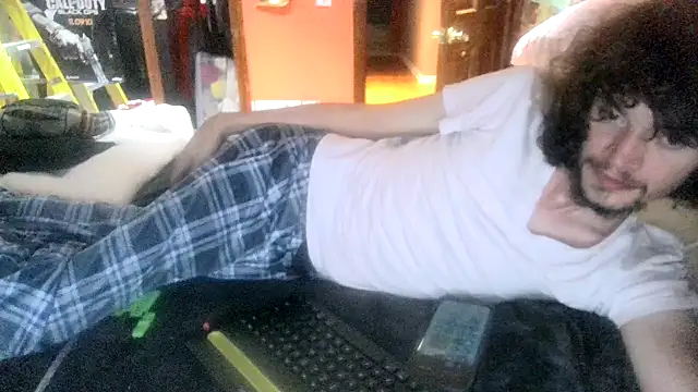 Teddy4420 online show from June 28, 9:26 am