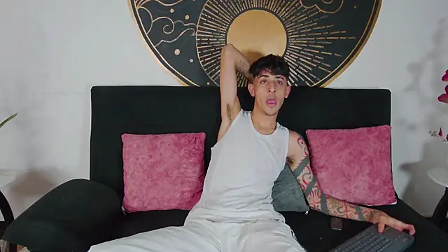 Martony Storm online show from April 20, 7:38 pm