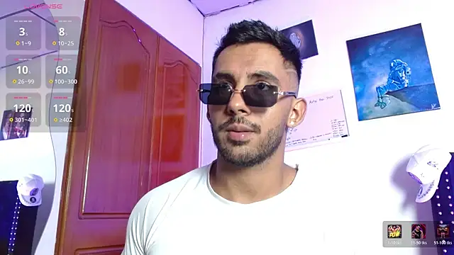 romanpearce  online show from June 1, 8:53 pm