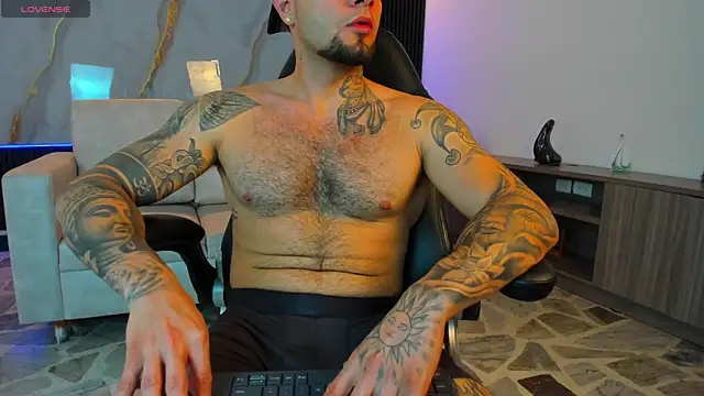 NICK OWEEN26 online show from March 31, 8:32 pm