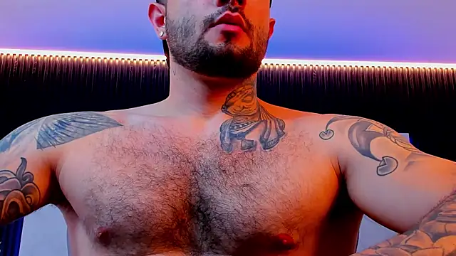 NICK OWEEN26 online show from March 28, 5:57 pm