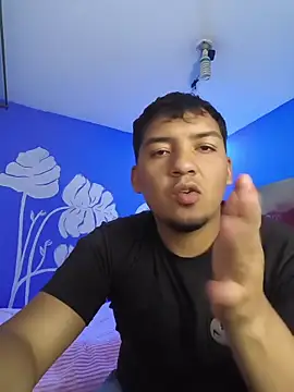 Itsdavidxxx online show from April 10, 12:39 am