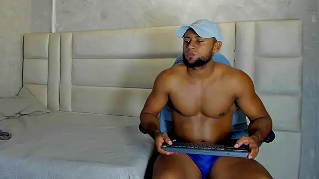 Dark lennox online show from April 9, 8:20 am