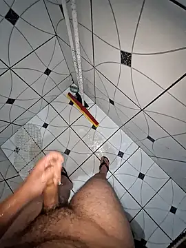 ROLLAAROSAGROSSA online show from April 17, 3:09 am