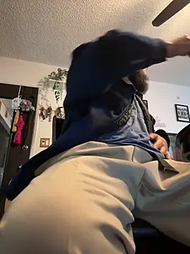 dpenguino online show from April 13, 3:56 pm