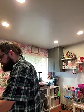 dpenguino online show from April 10, 3:52 pm