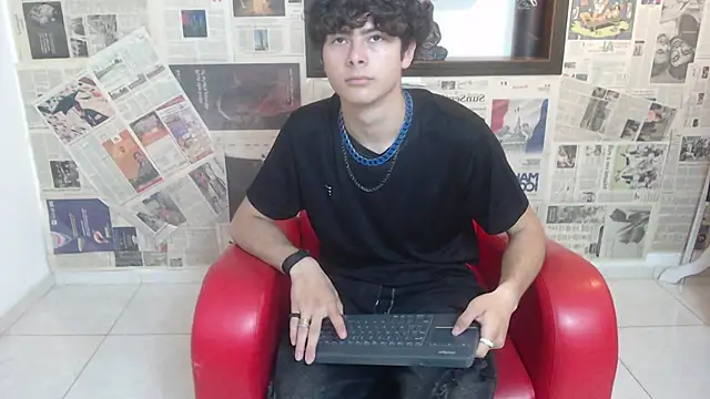 sebastian rougue online show from March 30, 9:49 pm