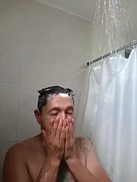 Bruce Wayne188 online show from April 3, 3:31 pm