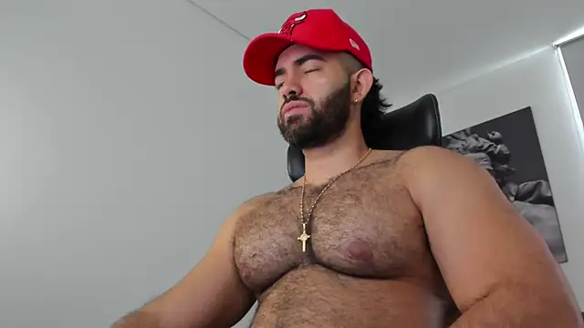 simonleon27 online show from May 16, 12:36 pm