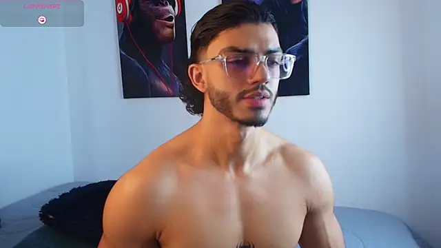 IamAxel03 online show from March 28, 8:53 pm