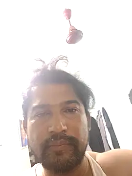 varun2184 online show from April 5, 6:26 pm