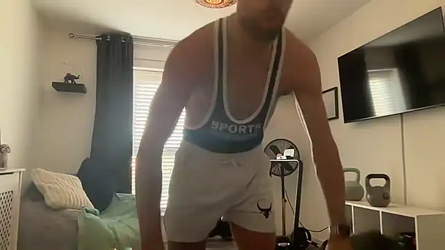 DaveRoyale online show from April 12, 12:06 pm