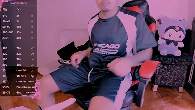 mathew hot21 online show from April 10, 4:03 pm