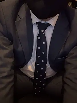 RYUICHI 1919 online show from April 8, 10:47 am