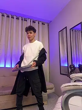 luch6oo9 online show from April 26, 4:43 am