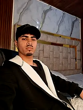 LucaColmal online show from April 11, 2:19 am