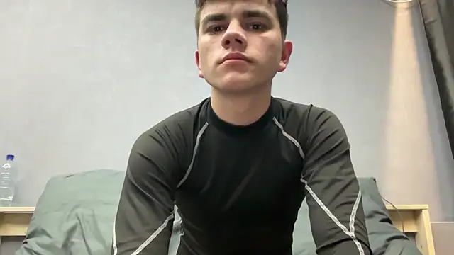 MaxWoolf online show from April 6, 2:07 pm