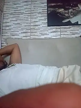 Tomajek95 online show from April 2, 3:37 am