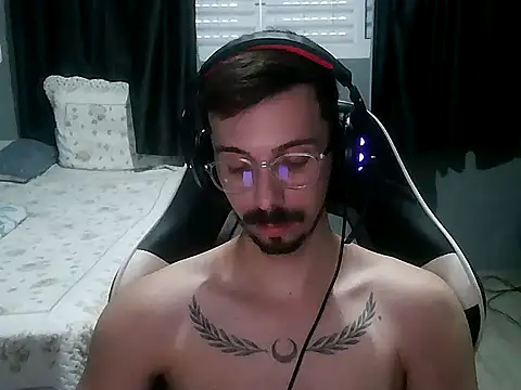 magrinhosafe1 online show from April 12, 3:02 pm