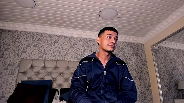 TurnerStar online show from April 6, 12:06 pm