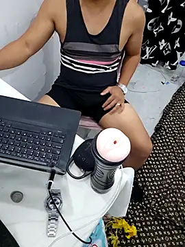 Kei Black online show from May 23, 4:45 pm