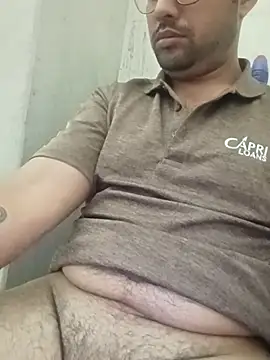 herochoclateboy online show from April 15, 5:13 pm