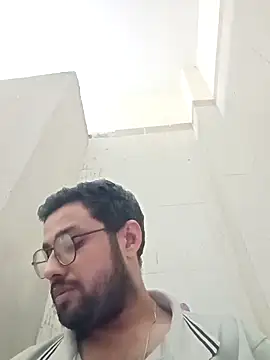 herochoclateboy online show from April 13, 4:40 pm