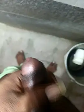 hotboy122345 online show from April 5, 3:19 pm